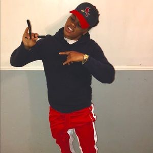 Meet your Posher, Whitney